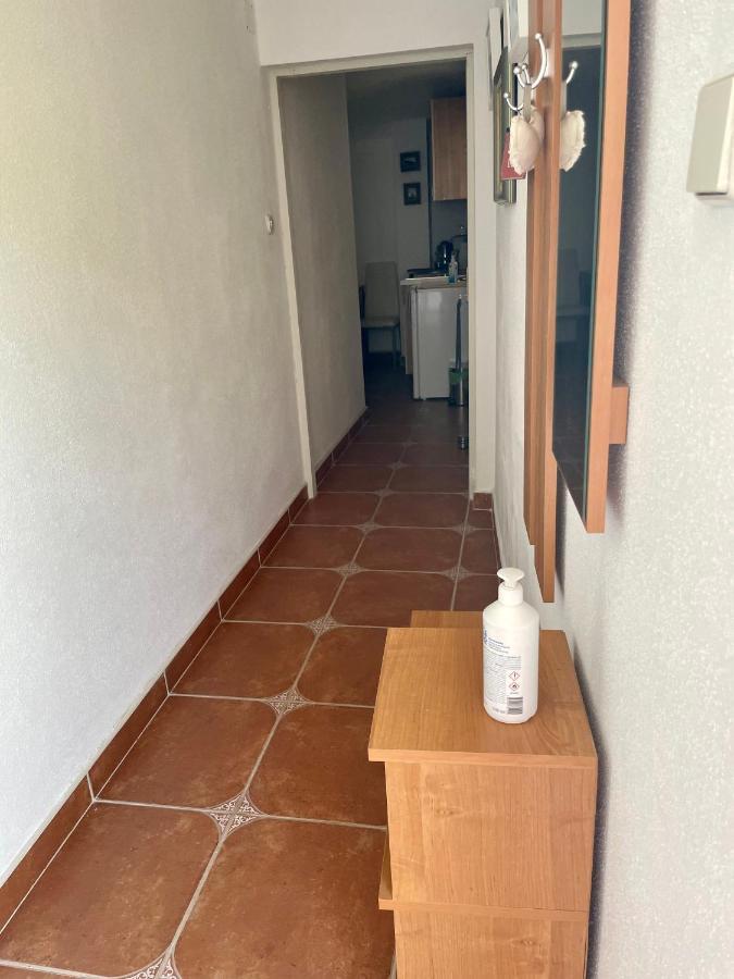 Studio Apartmani Kremic Karlobag Dış mekan fotoğraf