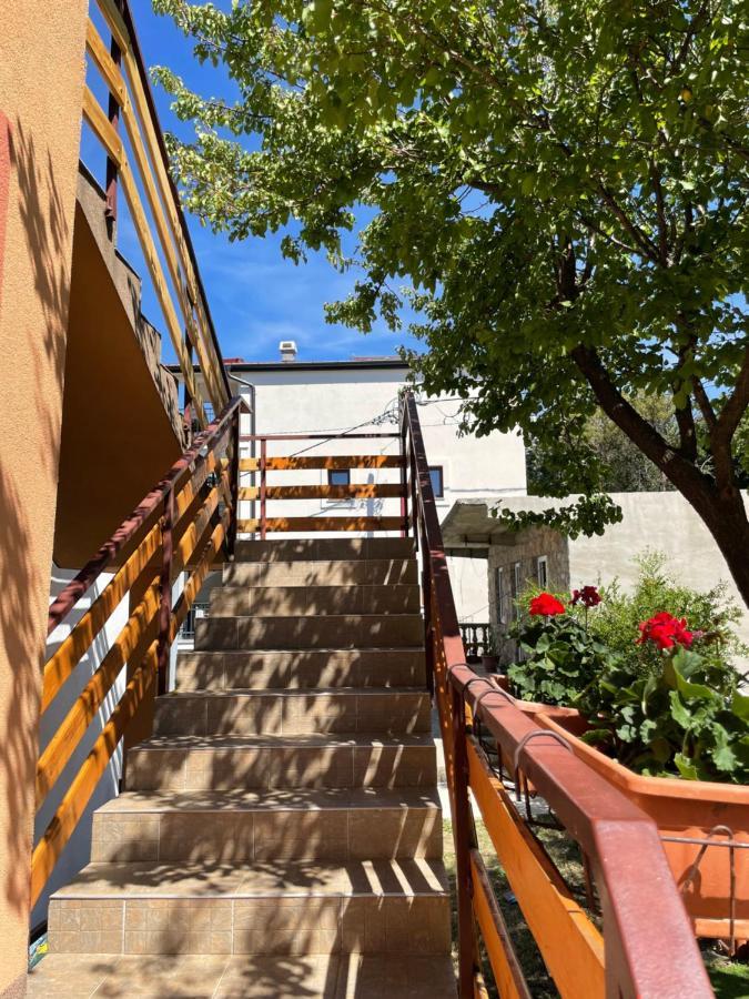 Studio Apartmani Kremic Karlobag Dış mekan fotoğraf