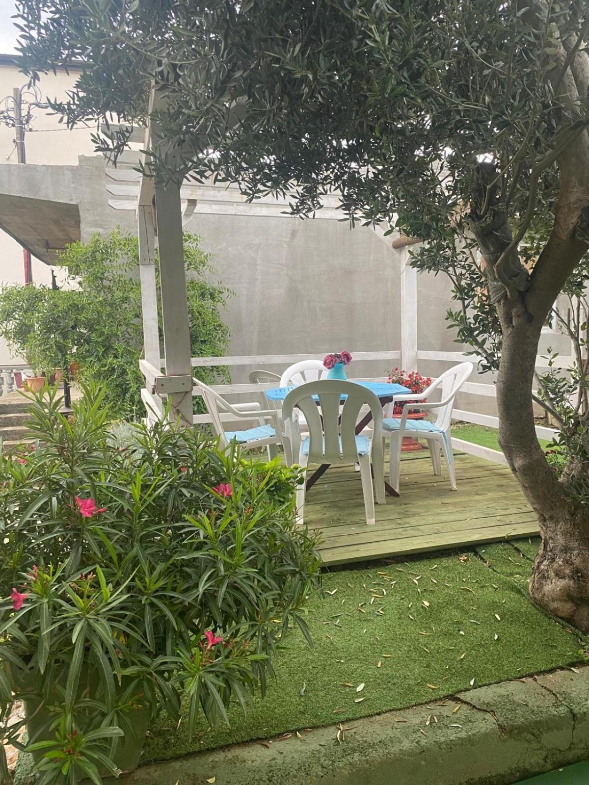 Studio Apartmani Kremic Karlobag Dış mekan fotoğraf